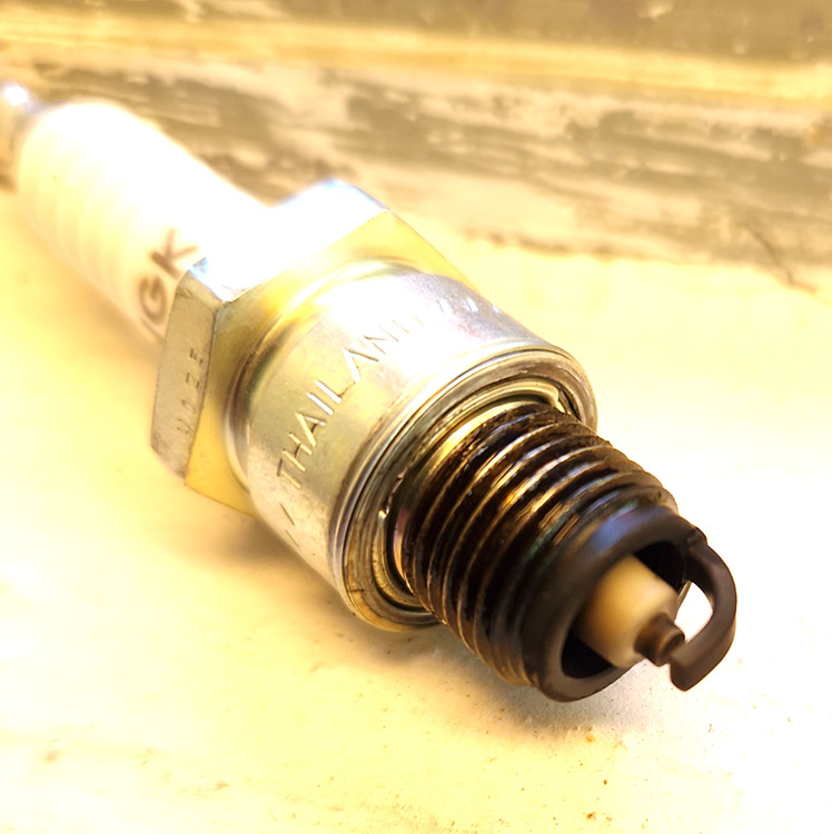 Spark plug for cylinder 1. In my opinion it looks decent